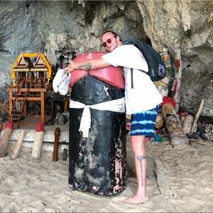 Meet your Posher, Hunter